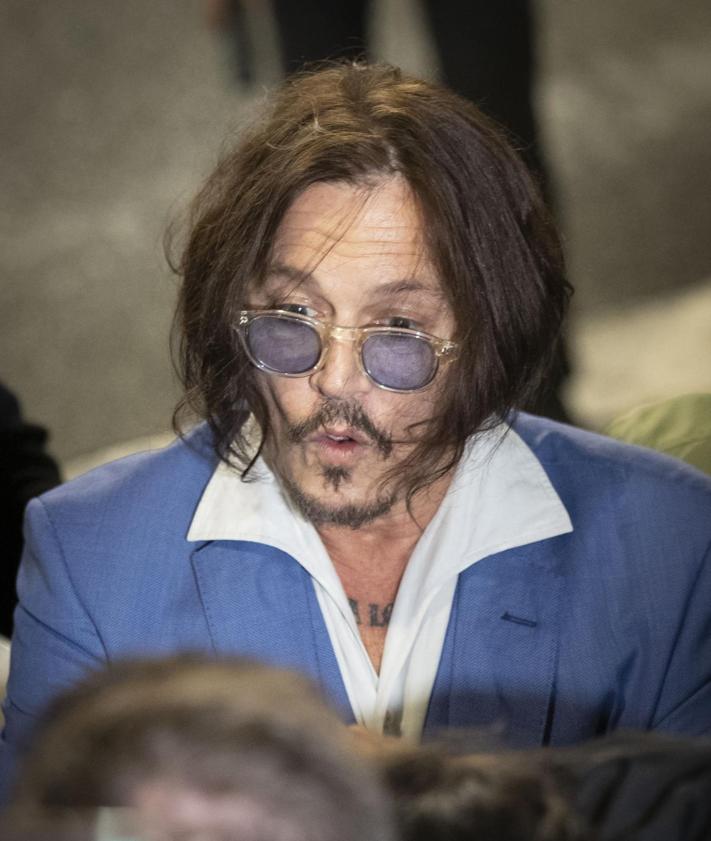 Imagen secundaria 2 - La joven de Sestao que recibió a Johnny Depp con un tatuaje de su cara