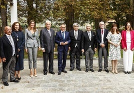 Miguel Gutiérrez, Natalia Ojeda del Pozo, Saray Zárate, Félix Goñi, Ramiro González, Javier Aranceta, Eduardo Anitua, Kepa Urigoitia, Maider Etxebarria, Ana Rosa López de Uralde, Carmen Pérez y Francisco Santolaya.