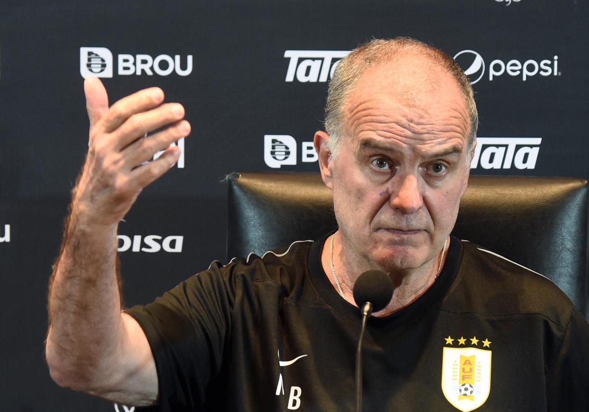 Marcelo Bielsa durante la rueda de prensa.