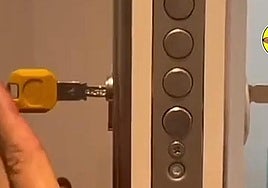 El secreto para abrir la puerta con la llave puesta por dentro: «Te ahorrarás mucho dinero en cerrajeros»