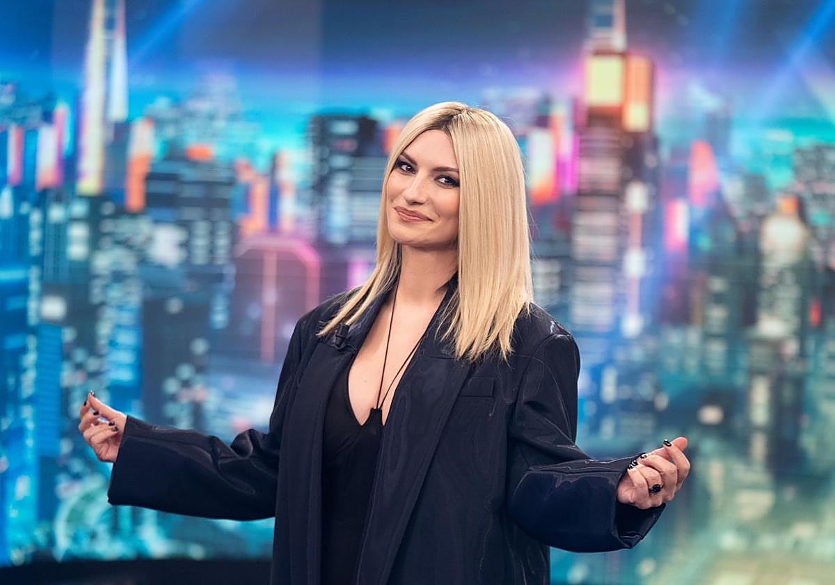 Laura Pausini sorprende en 'El Hormiguero' con un cambio de look en directo