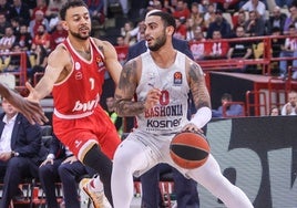 El Baskonia pierde los papeles en el Pireo