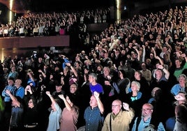 Los asistentes al acto de Azpeitia cantaron el Eusko Gudariak.