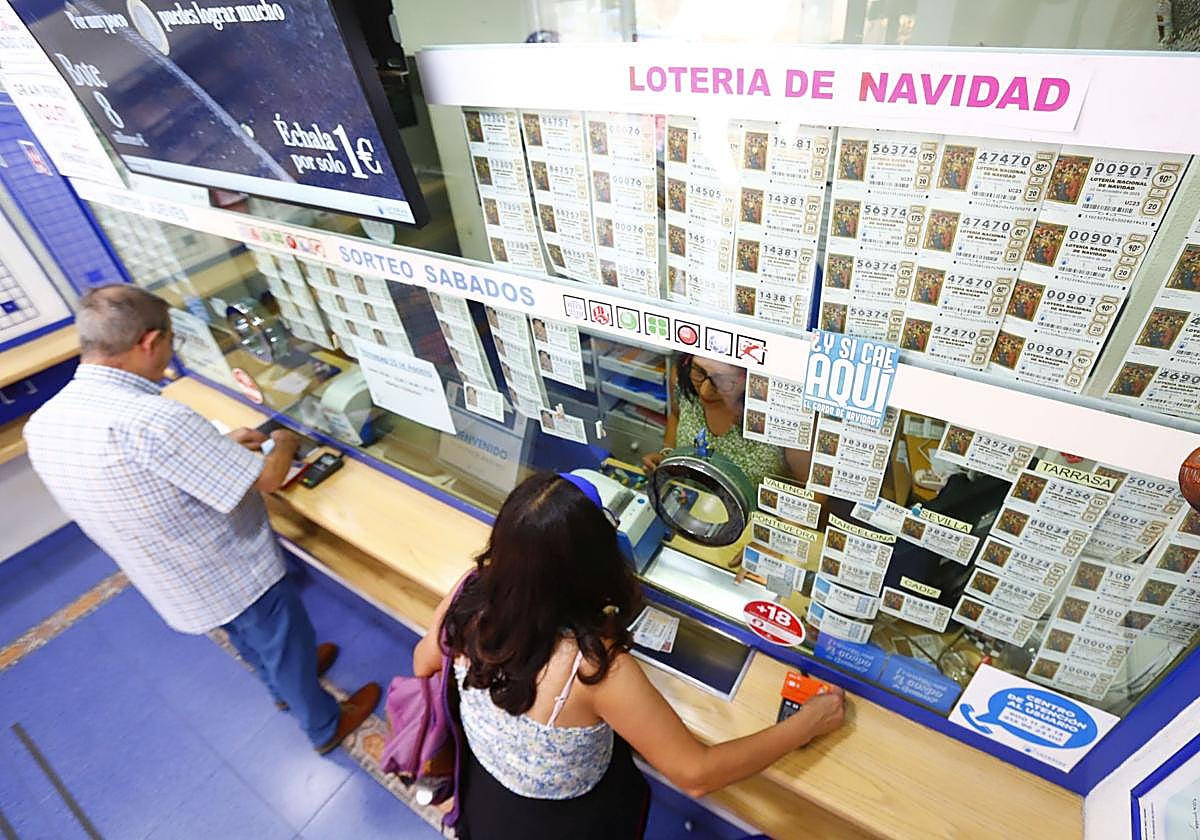 ¿Pueden cobrarme más de 20 euros por un décimo de Lotería de Navidad?