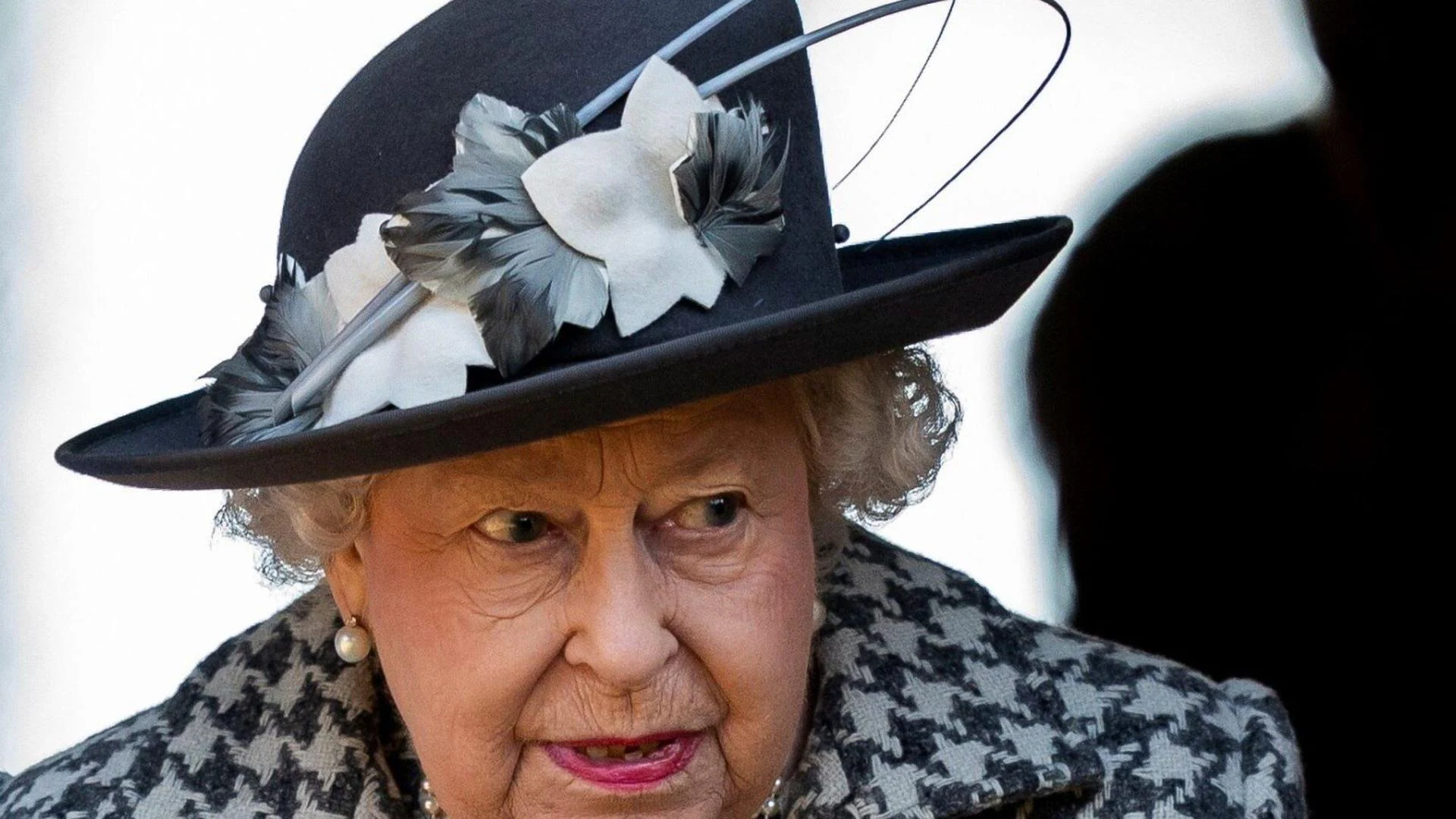 Boris Johnson reveals that Elizabeth II had bone cancer when she died