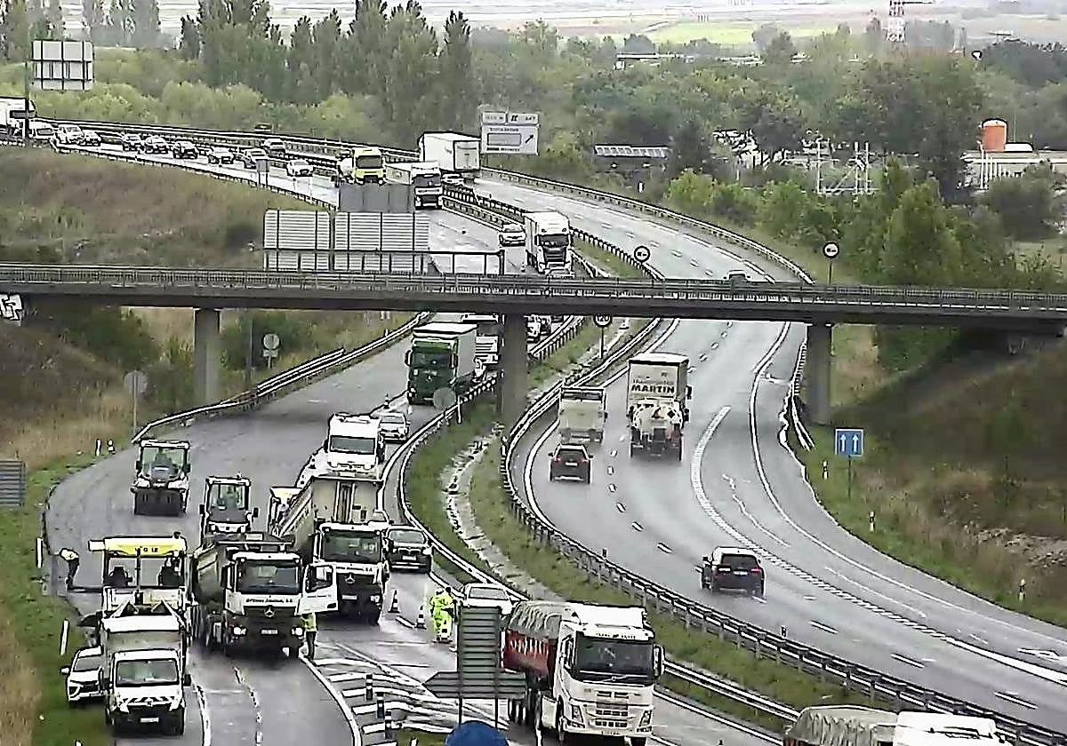 Finalizan las retenciones por obras en la A-1 a su paso por Vitoria