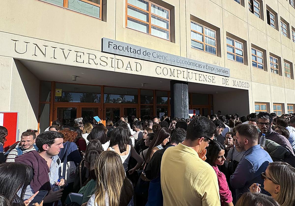 ¿Quieres ser funcionario? Estas son las cinco oposiciones más fáciles de estudiar