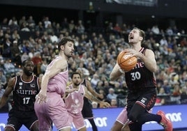 El Bilbao Basket cae en su visita a Zaragoza