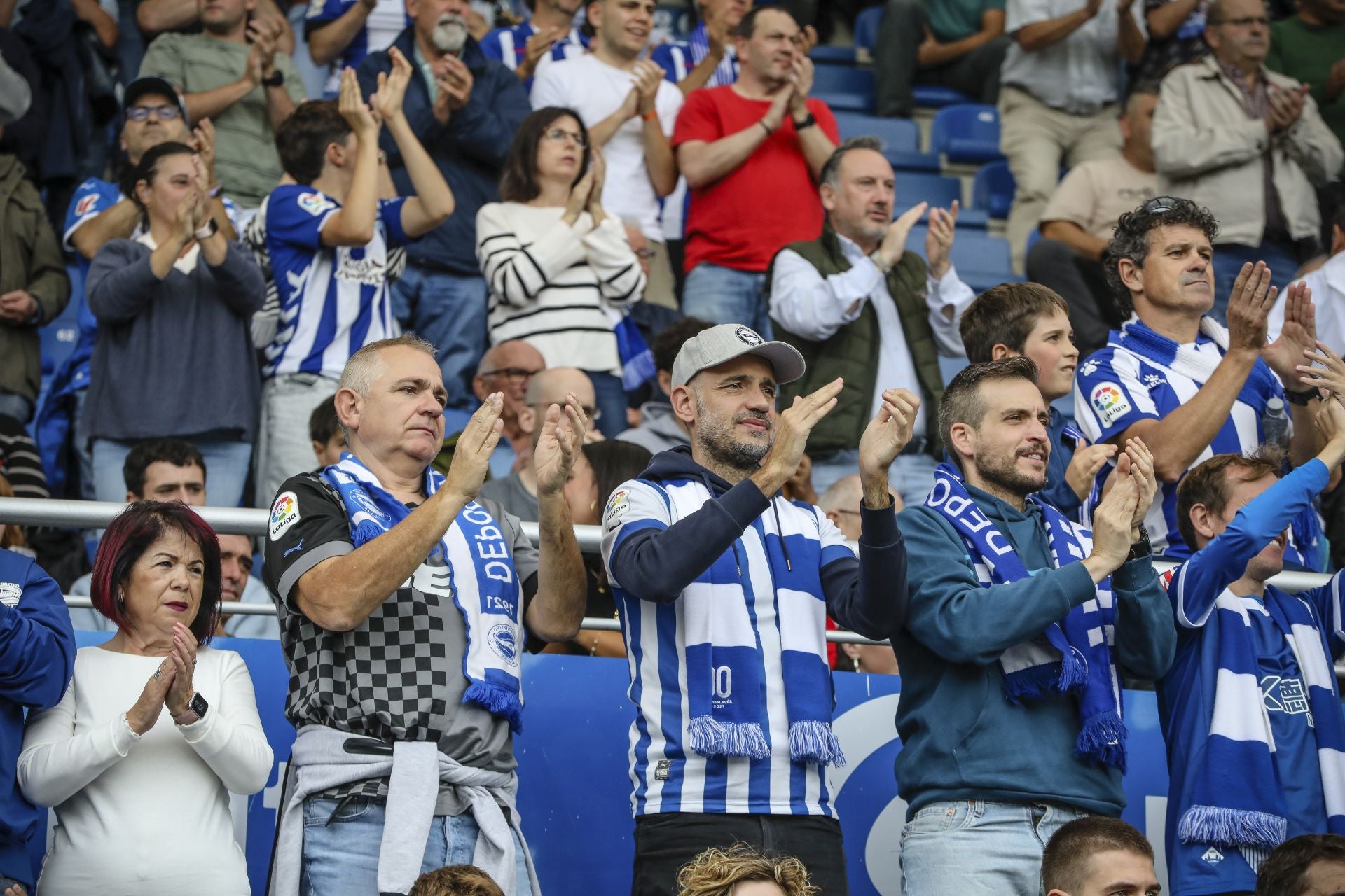 El Alavés-Barcelona de LaLiga, en imágenes