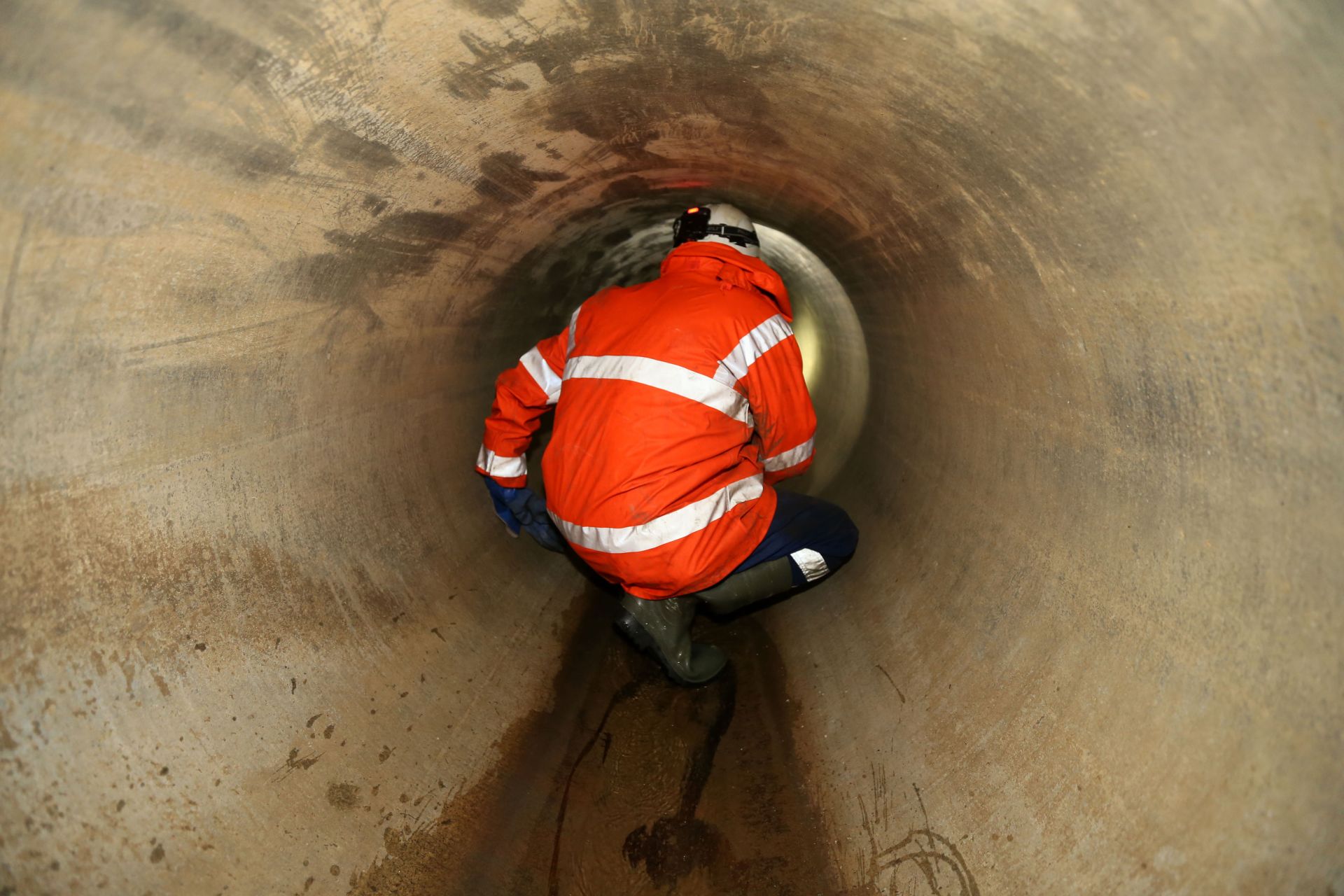 Una de las tuberías de alcantarillado de Bilbao.
