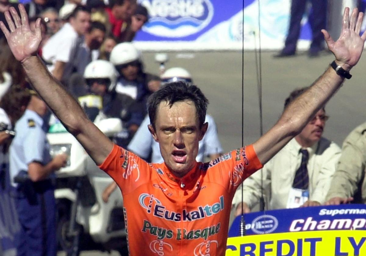 La intrahistoria de cómo surgió el color naranja del maillot del Euskaltel