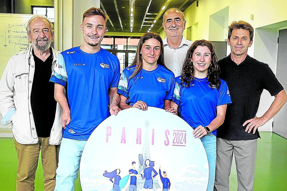 Luis Solar, Iñigo Llopis, Naia Laso, Jon Agiriano, Nahia Zudaire y Xabier Etxaniz.