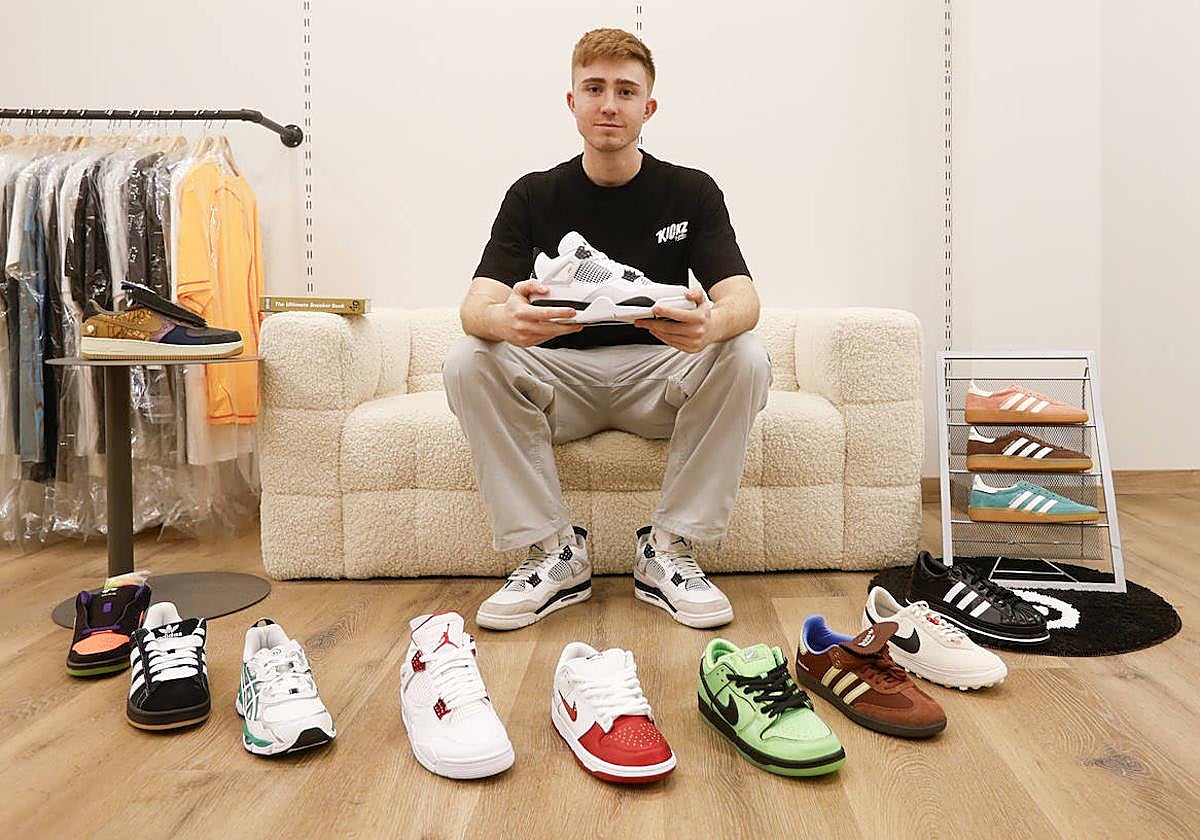 Asier, el joven de 22 años que ha abierto una tienda de zapatillas exclusivas en Bilbao