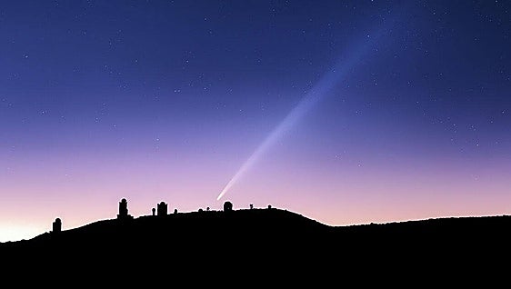 El 'cometa del siglo' alcanza hoy su punto culminante para ser visto desde la Tierra