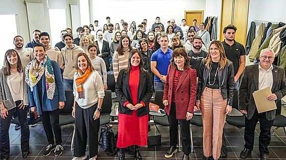 Jóvenes sobradamente cualificados