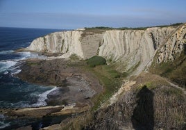 El dispositivo de búsqueda está desplegado entre Punta Galea y Gorliz.