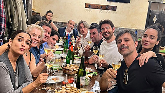 La sidrería Petritegi se llena de famosos