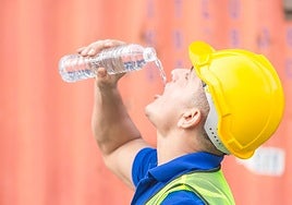 Las muertes por deshidratación se duplican y superan las 350 al año en España