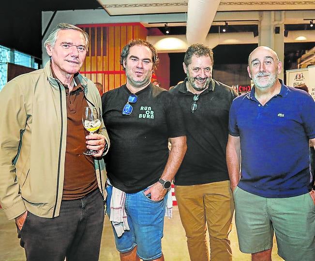 Txema Mendibil, Unai Paredes, Jon Abrisqueta y Gerar Robles.