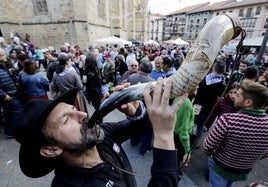 El tradicional concurso de putxeras es el principal reclamo de las fiestas de San Severino.