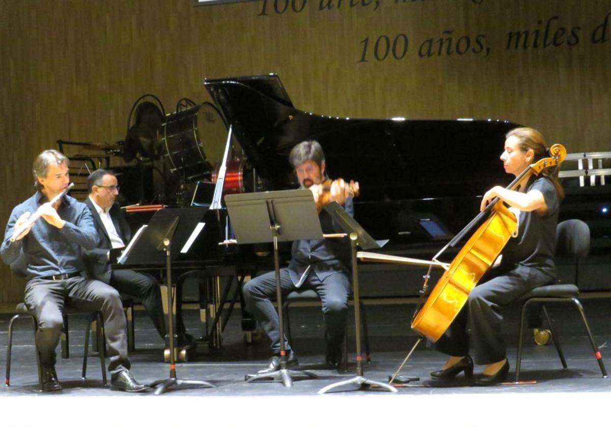 Jesús Sánchez Valladares (flauta), Ignacio Torner (piano), Alejandro Tuñón (violín) y María del Carmen Coronado (violonchelo).