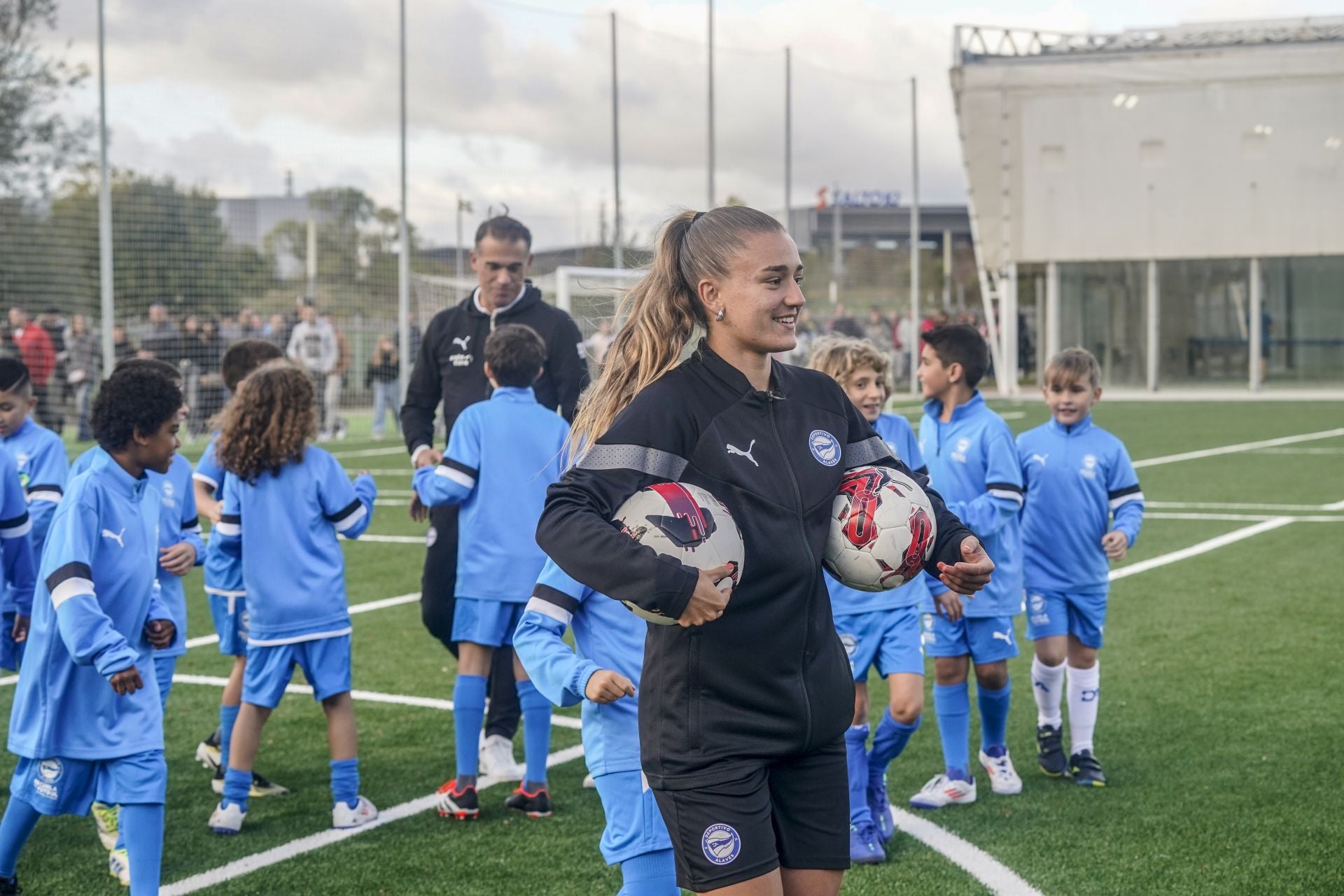 Todas las fotos del entrenamiento de la Escuela del Alavés