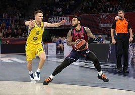 Howard ha anotado cinco puntos en el primer cuarto.