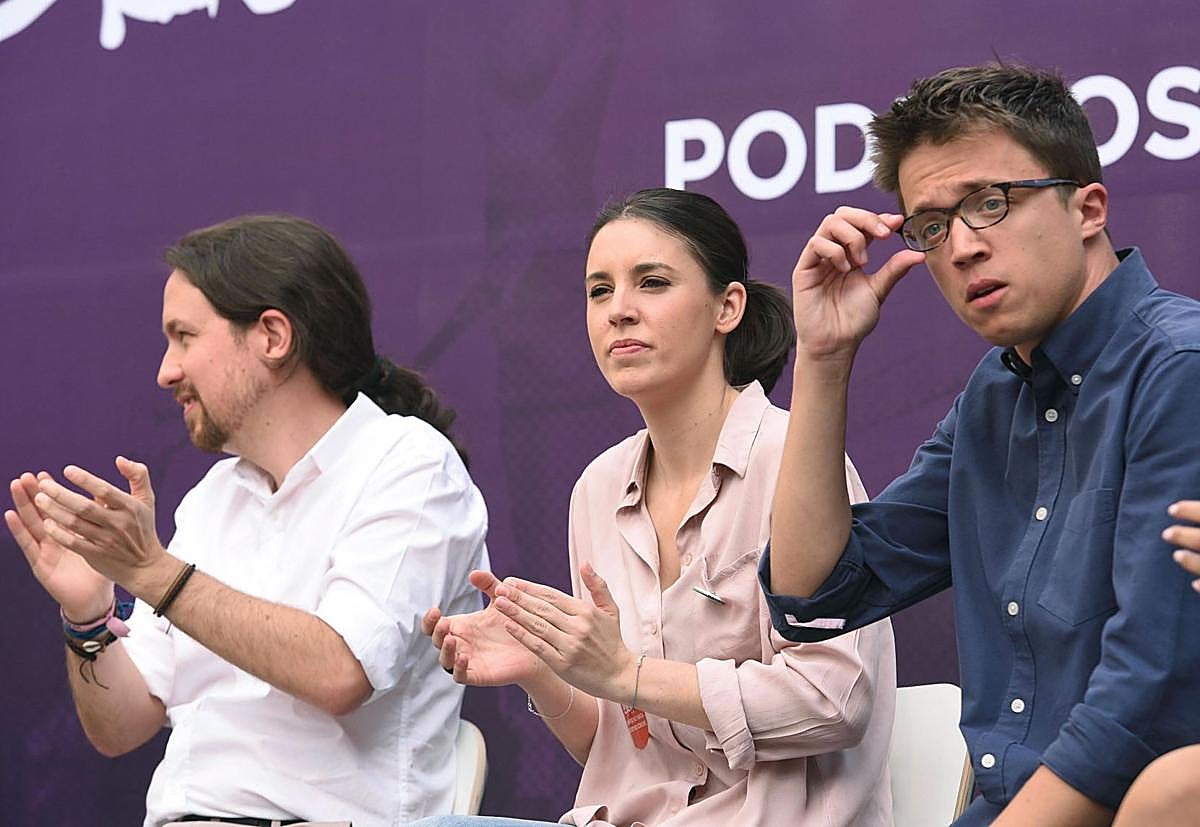 Iglesoas, Montero y Errejón en un acto de Podemos en 2017.