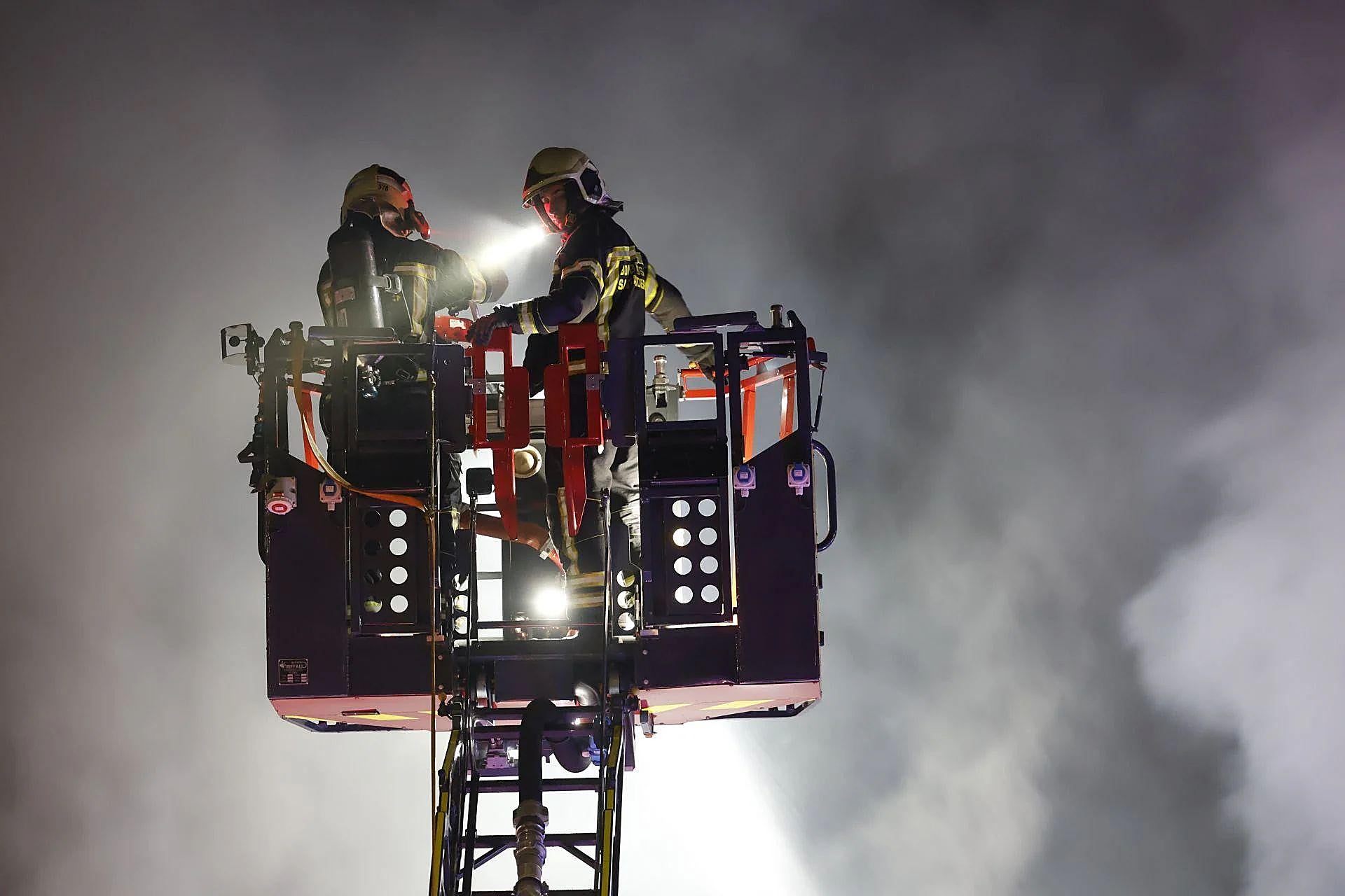 Las imágenes de la explosión y el incendio