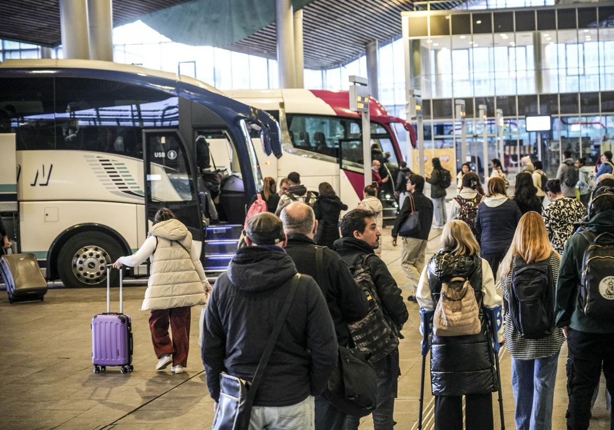 En directo, la huelga de transportes por carretera en Álava