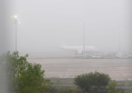 La niebla ha cubierto 'La Paloma' a primera hora de la mañana y ha impedido los aterrizajes.