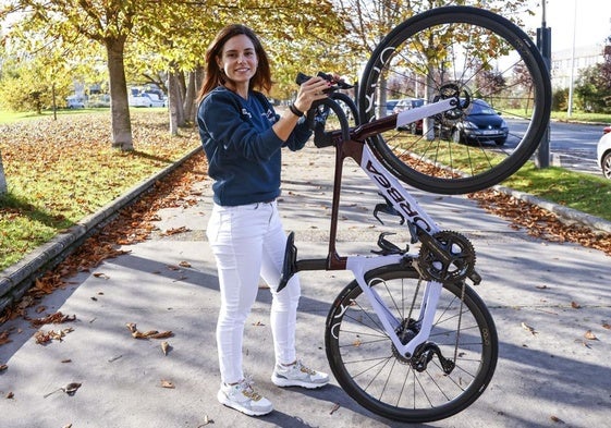 Lourdes Oyarbide deja el ciclismo profesional pero tiene otros retos deportivos en mente