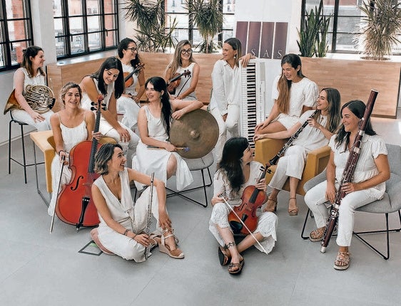 La Camerata ESAS está integrada por profesionales de la música, «no es una asociación amateur de mujeres que dan conciertos».