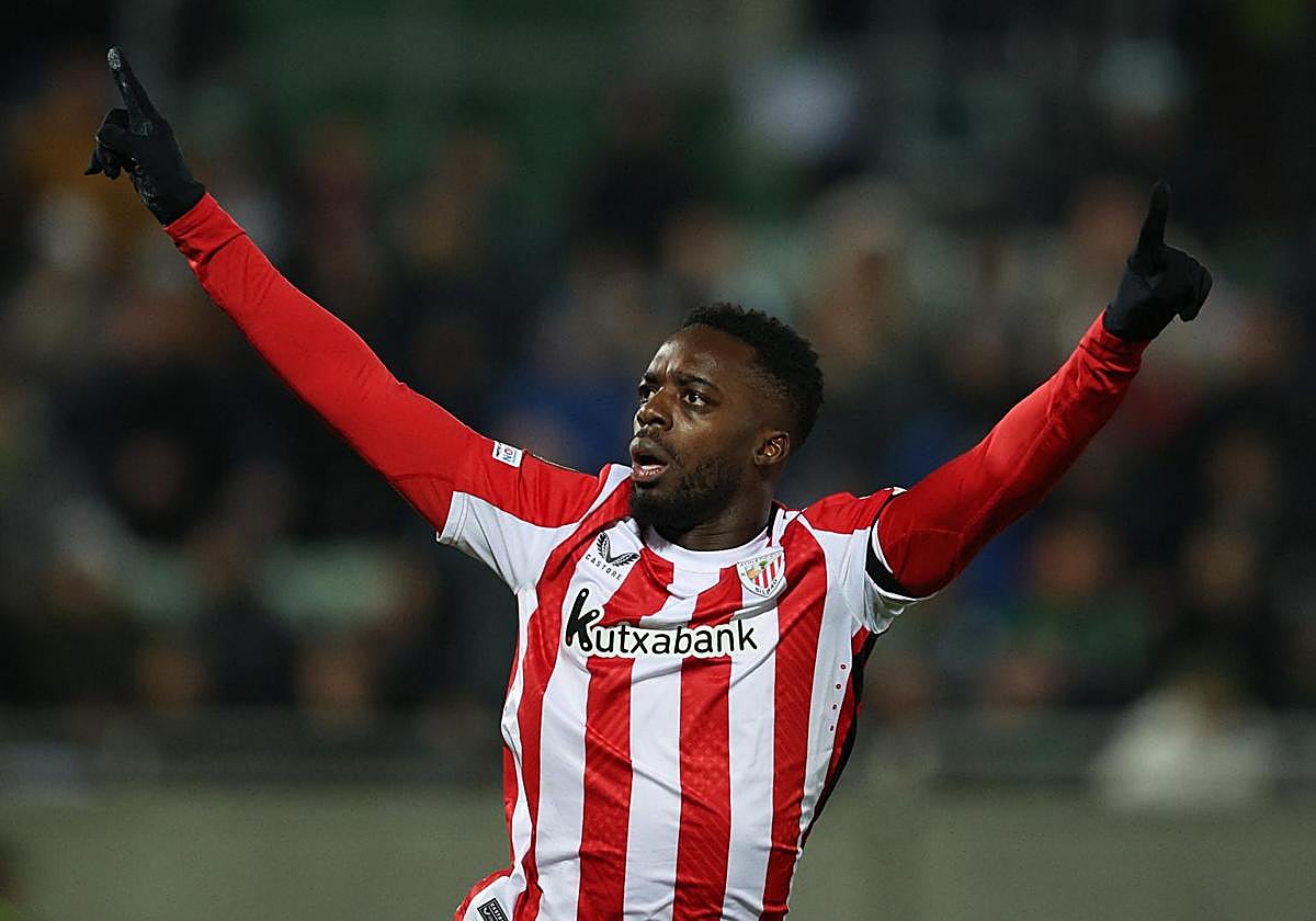 Iñaki Williams celebra el empate del Athletic.