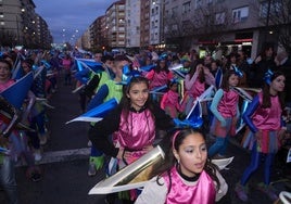 Las comparsas de Carnaval de Vitoria denuncian el «menosprecio» del Ayuntamiento