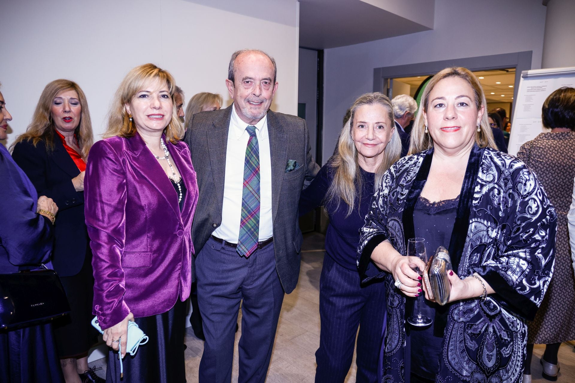 Elisabeth Ochoa de Eribe, Miguel Ángel Gómez de Arteche, Maribel Núñez y Marta Alaña.