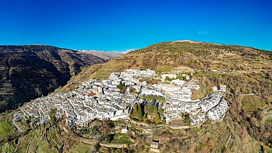 La Granada alpujarreña, natural y troglodita