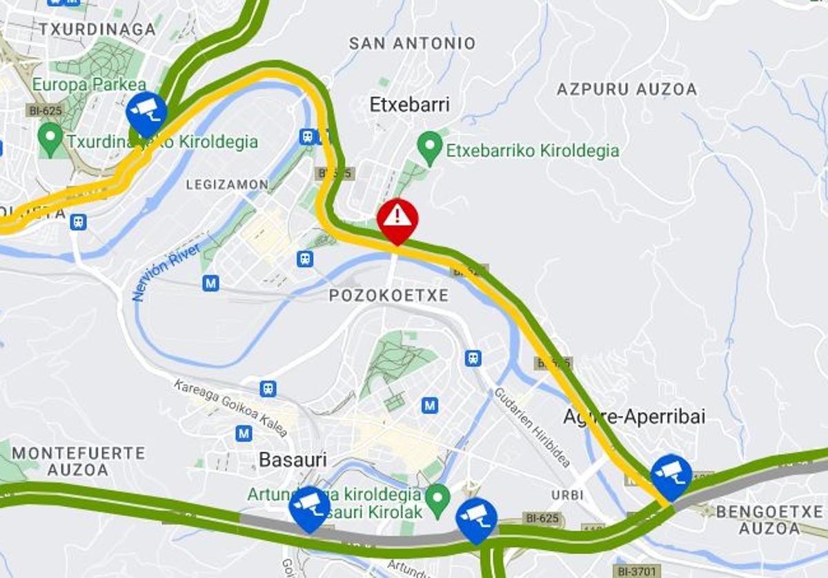 Cinco heridos en dos accidentes de tráfico en Etxebarri