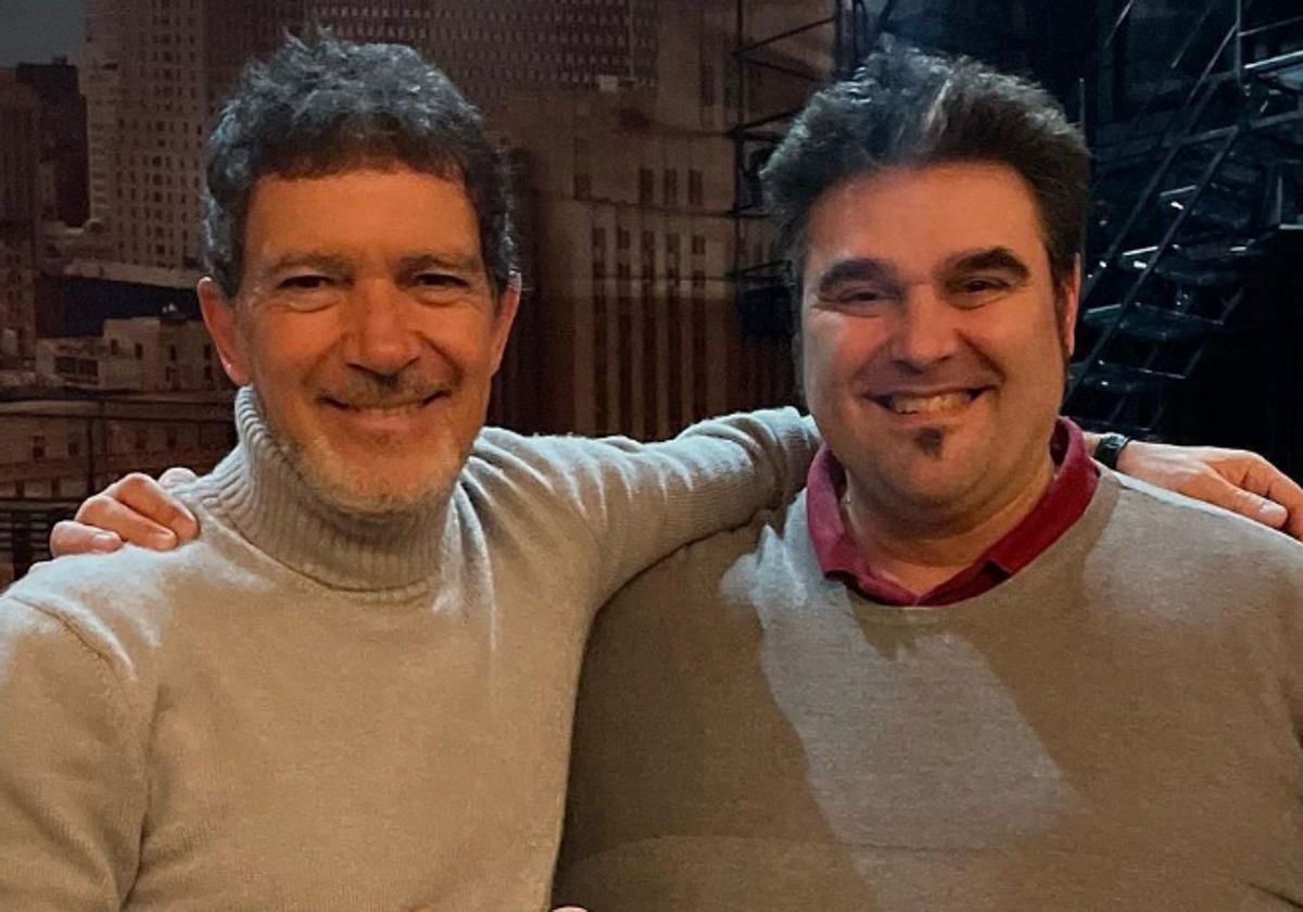 Muere en un accidente de moto a los 53 años Txema Cariñena, artista vasco y exmiembro de la compañía de Antonio Banderas