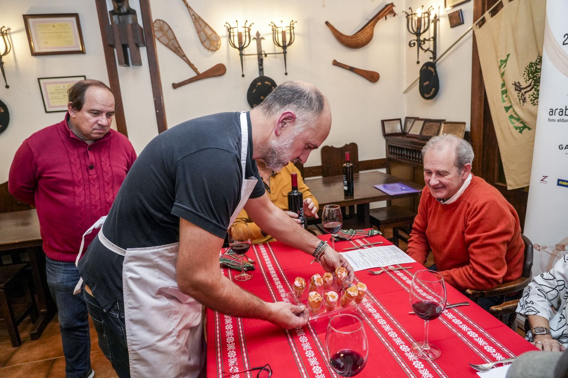 Así fue la cena en Ametza