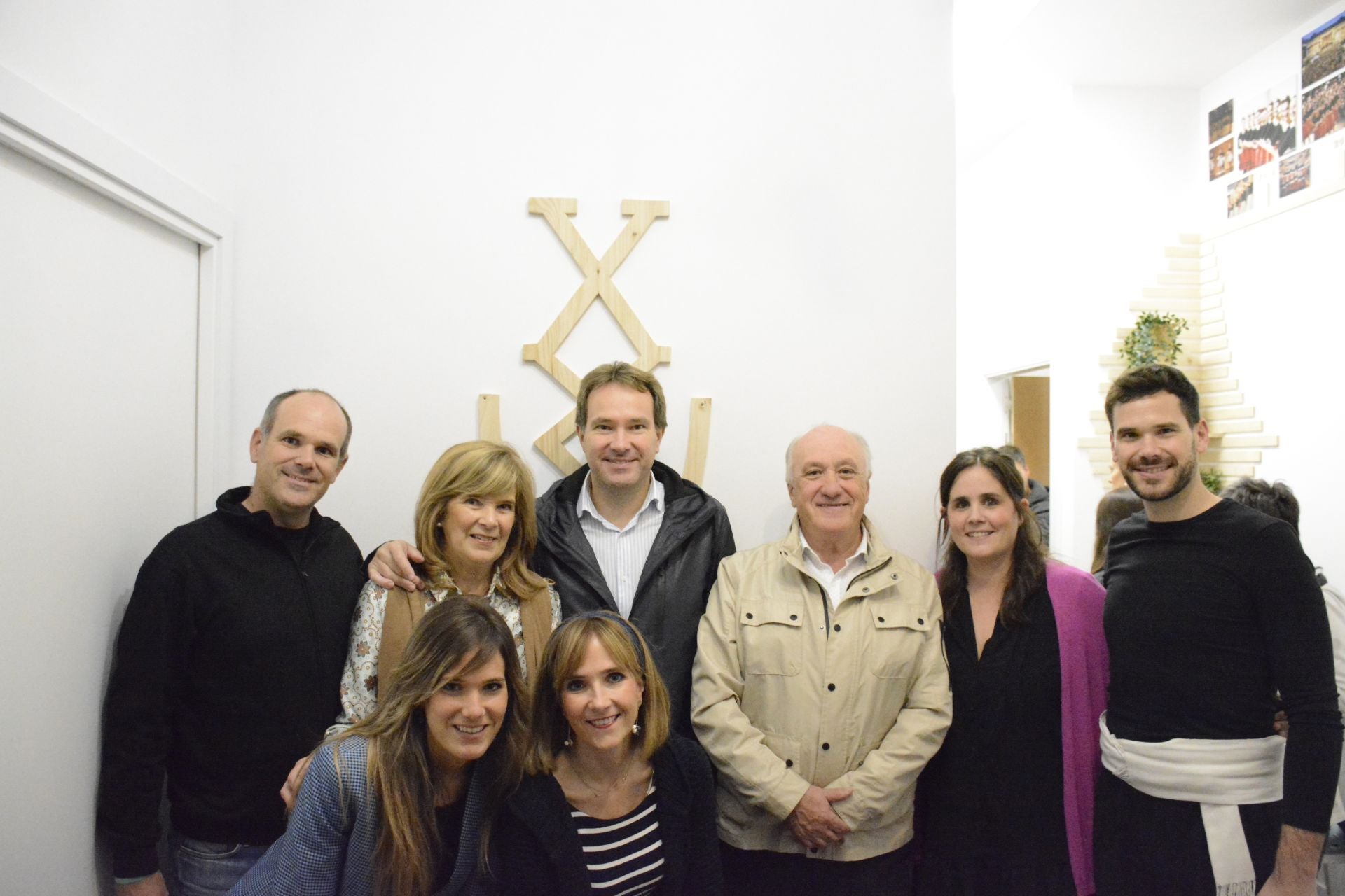 La familia Sánchez-Halsouet: Jon Ander, Maite, Maddi, Iñaki, Muskoa, Josu, Janire y Josu.