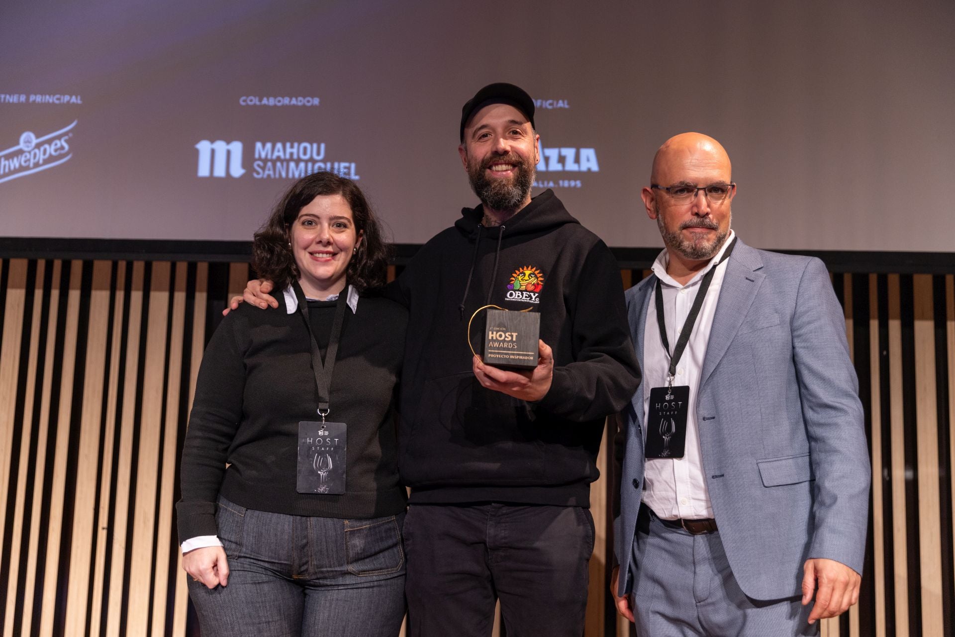 Edorta Lamo, del Arrea con su premio.