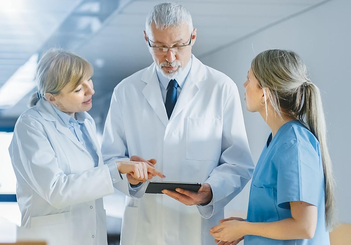 Los médicos residentes de Cruces y Basurto dicen no tener suficiente supervisión en las guardias