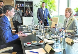 Imanol Pradales, durante la reunión que mantuvo con la presidenta del Parlamento Europeo, Roberta Metsola.