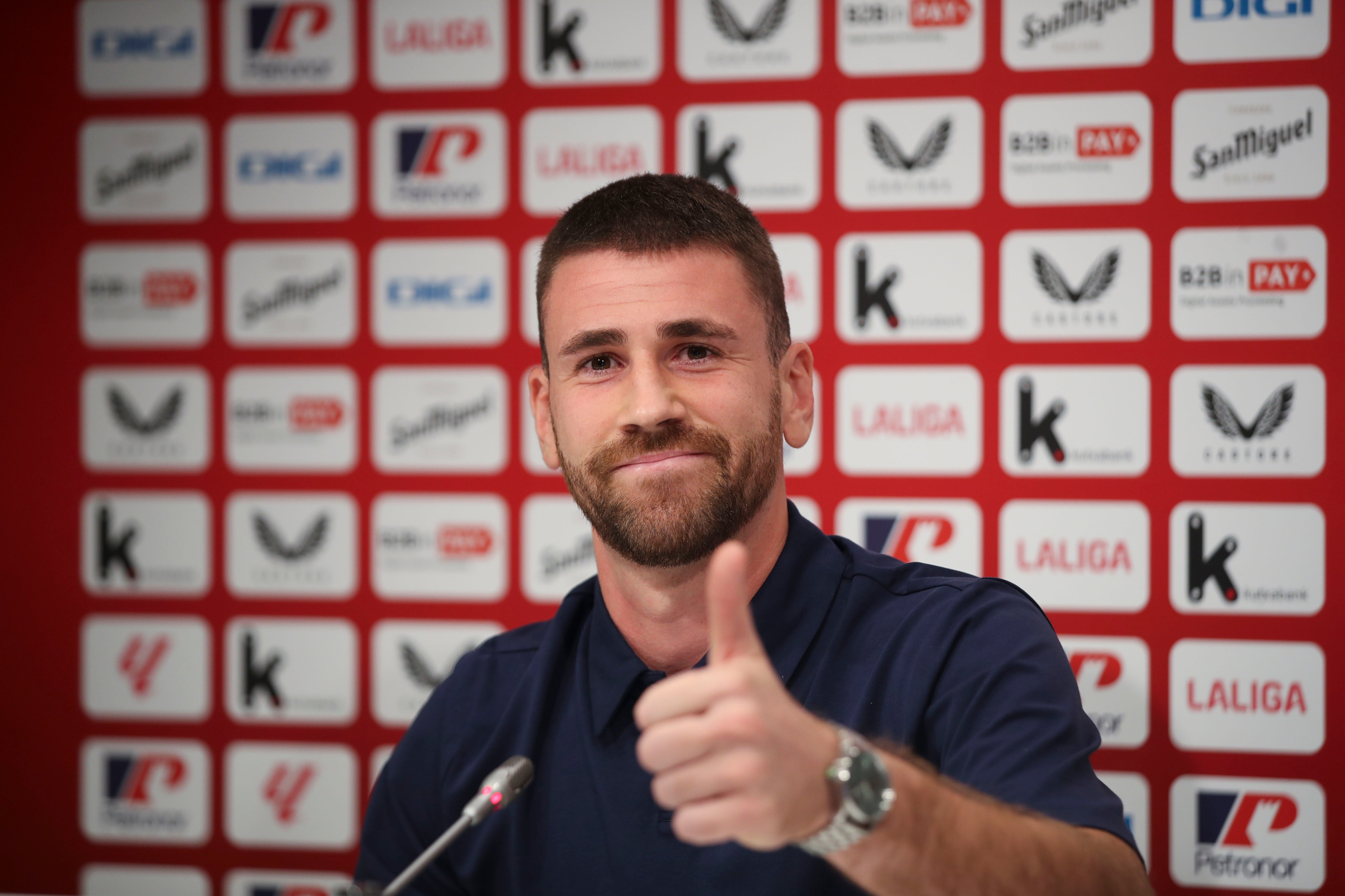 Unai Simón vuelve a una convocatoria del Athletic.