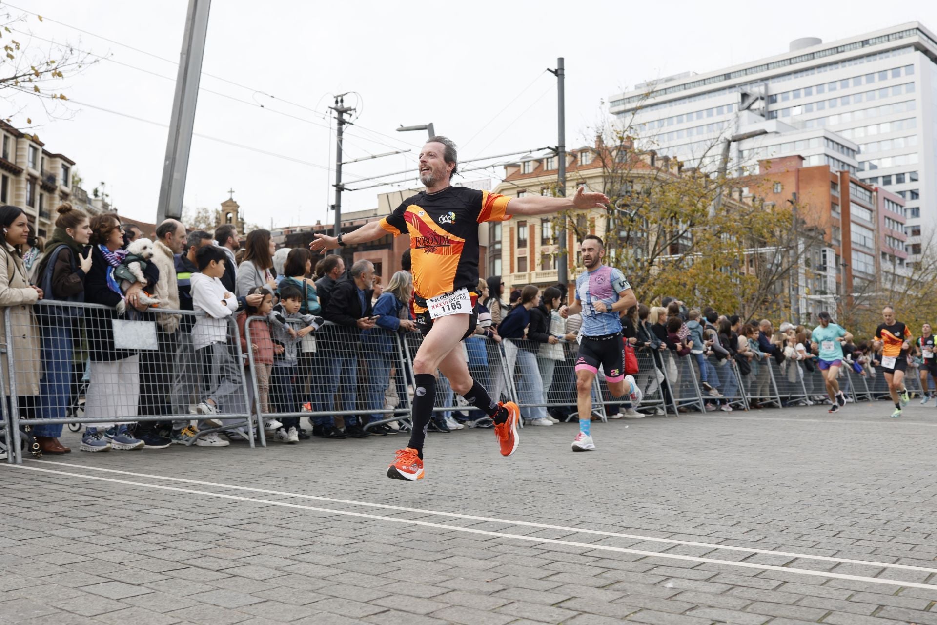 La fiesta del atletismo recorre la Margen Izquierda
