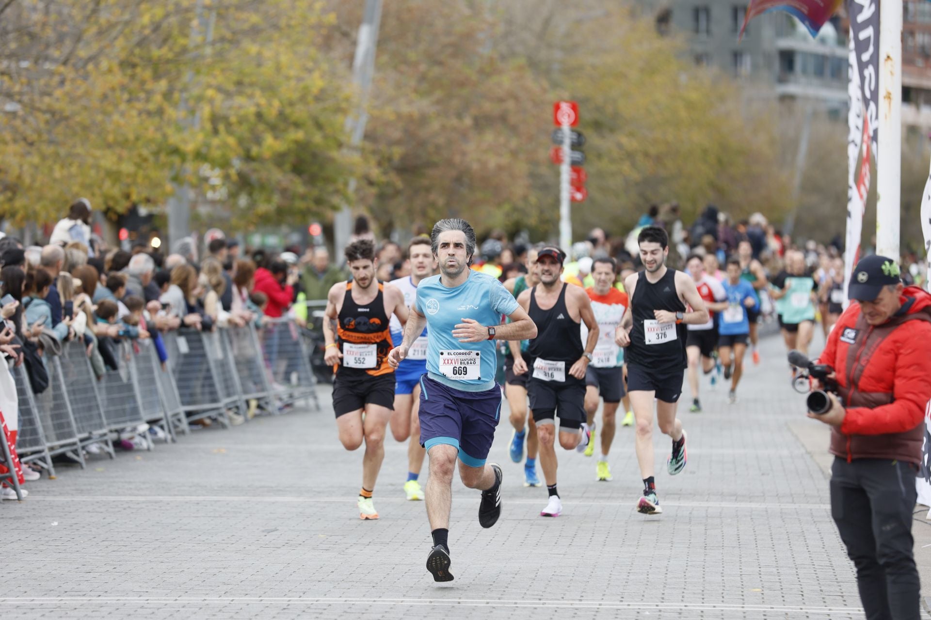 La fiesta del atletismo recorre la Margen Izquierda