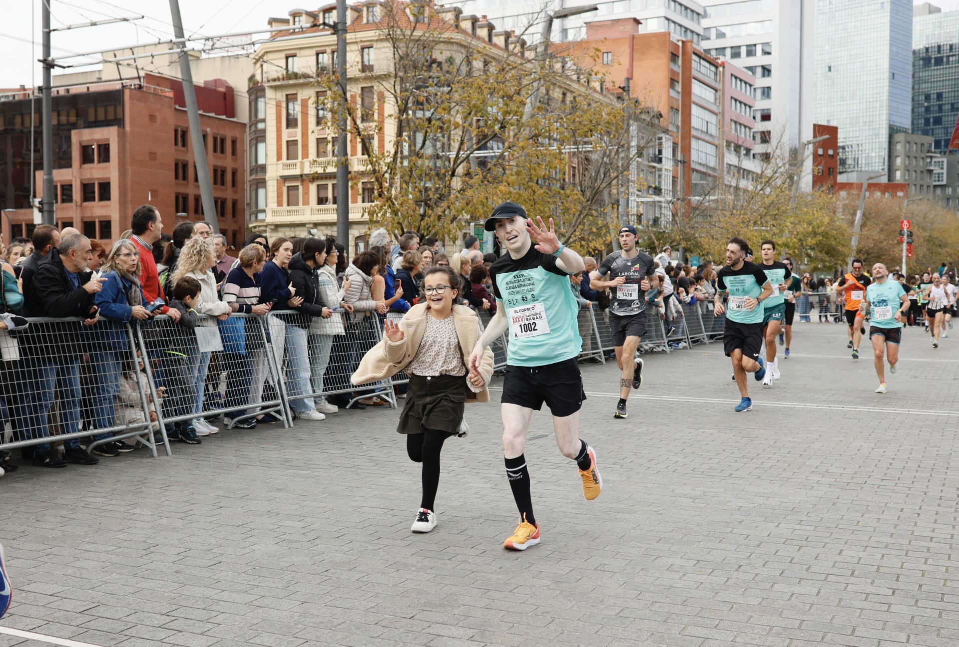 La fiesta del atletismo recorre la Margen Izquierda