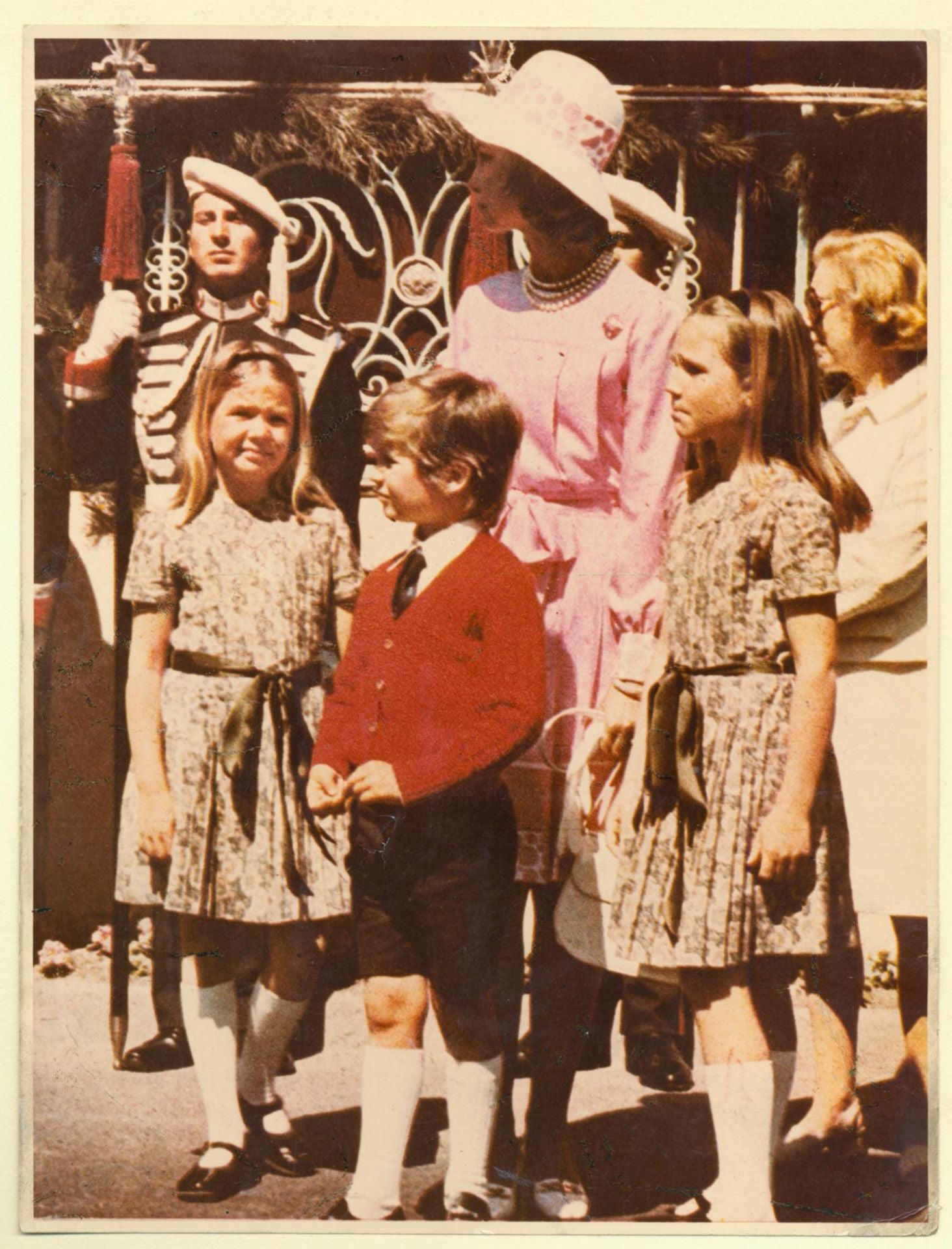 Abrimos el álbum de fotos de la exclusiva tienda Veritas de Bilbao: de la alta burguesía a la Familia Real