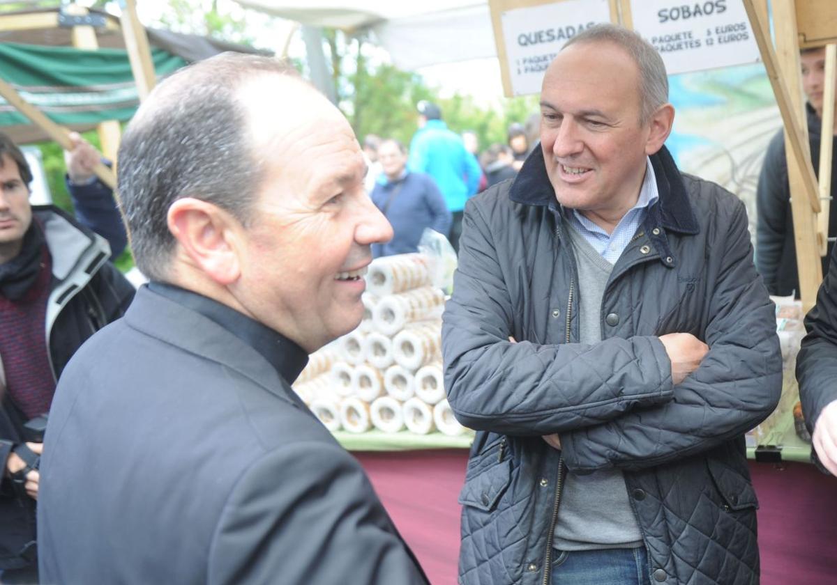 Juan Carlos Elizalde junto a Ramiro González.